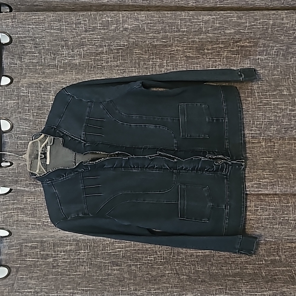 Jip up women's denim jacket